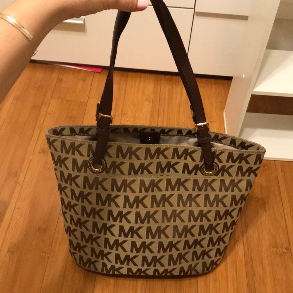 Michael Kors shoulder bag